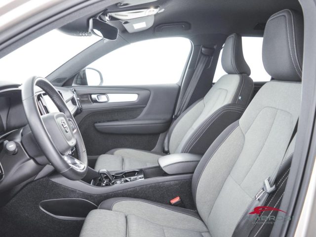 VOLVO XC40 usata 8