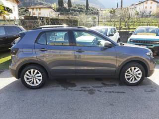 VOLKSWAGEN T-Cross usata, con Autoradio