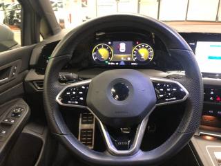 VOLKSWAGEN Golf usata, con Fari LED