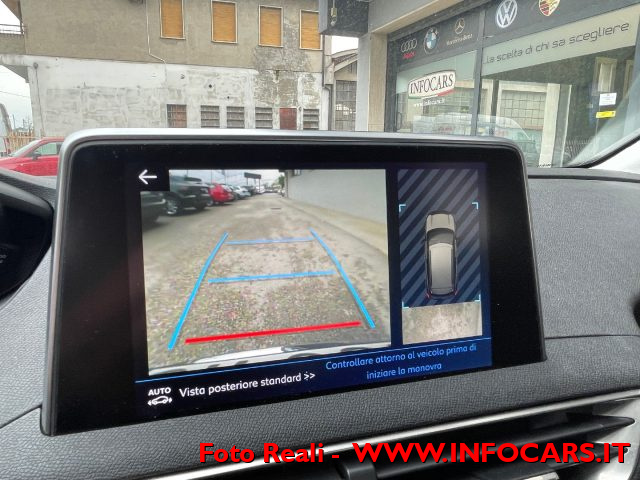 PEUGEOT 3008 usata, con Park Distance Control