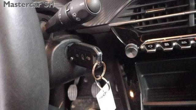 PEUGEOT 208 usata, con Servosterzo