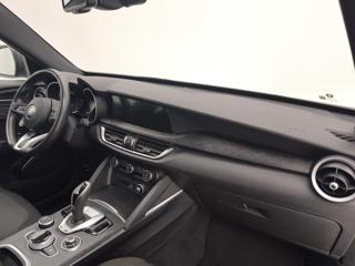 ALFA ROMEO Stelvio usata, con Sensori di parcheggio posteriori