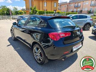 ALFA ROMEO Giulietta usata, con Autoradio