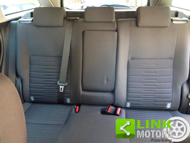 TOYOTA Auris usata, con Servosterzo