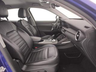 ALFA ROMEO Stelvio usata, con Autoradio digitale