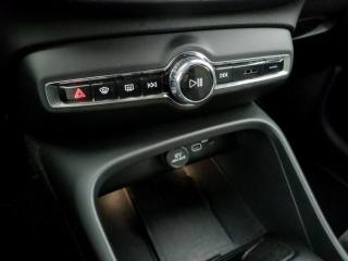VOLVO XC40 usata, con Touch screen