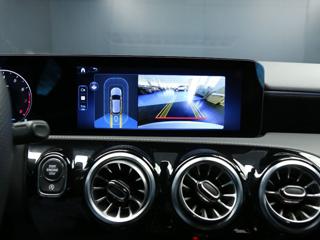 MERCEDES-BENZ A 180 usata, con Park Distance Control