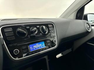 VOLKSWAGEN up! usata, con Controllo trazione
