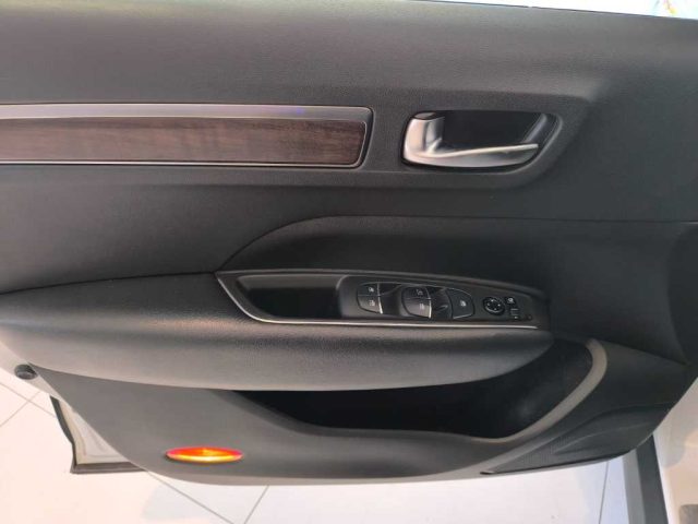 RENAULT Koleos usata, con Sistema di navigazione