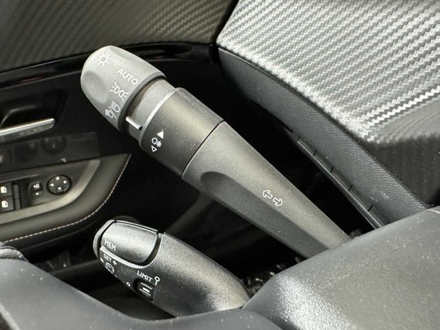 PEUGEOT 208 usata 26