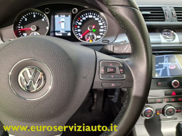 VOLKSWAGEN Passat usata 28