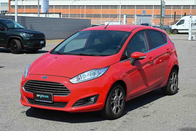 FORD Fiesta usata, con ABS