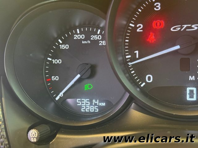 PORSCHE Macan usata, con Boardcomputer