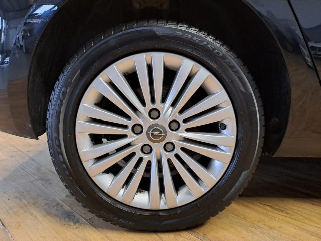 OPEL Zafira Tourer usata, con Specchietti laterali elettrici