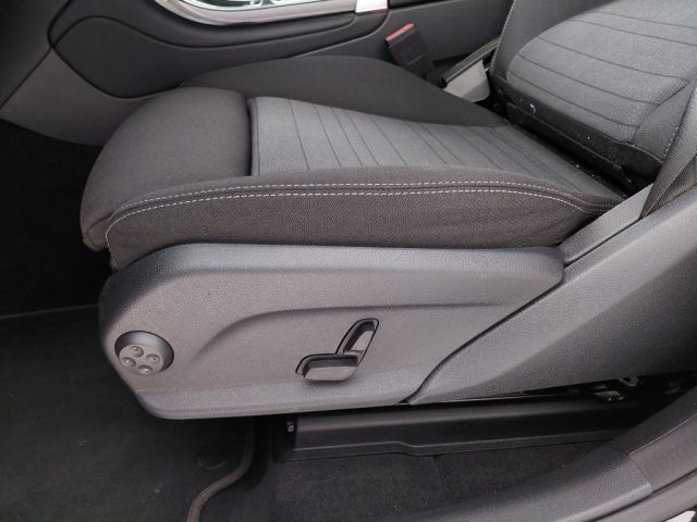 MERCEDES-BENZ GLC 300 usata, con Controllo vocale