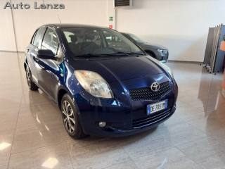 TOYOTA Yaris 1.3 5 porte Luna  ADATTA A NEOPATENTATI