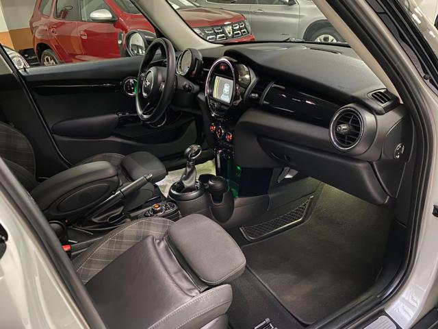 MINI Cooper D usata, con Autoradio