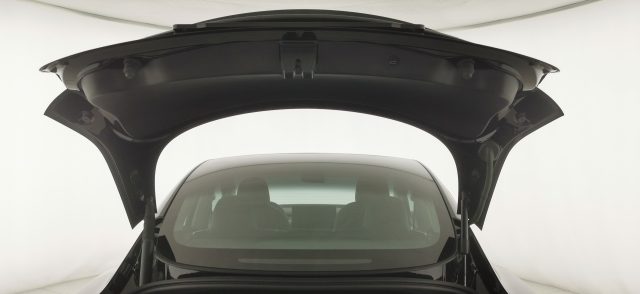 TESLA Model 3 usata, con MP3