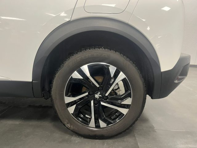 PEUGEOT 2008 usata, con Sistema di navigazione