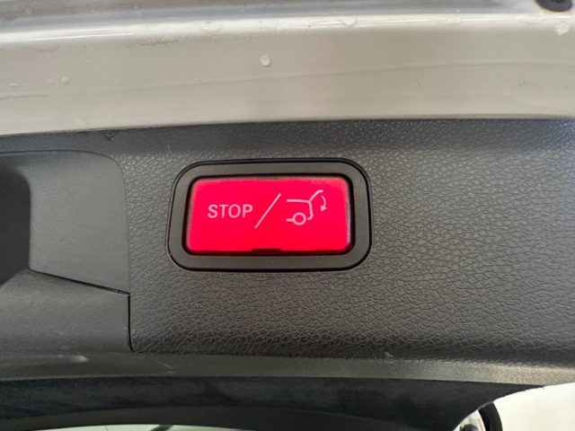 MERCEDES-BENZ E 300 usata, con Airbag testa