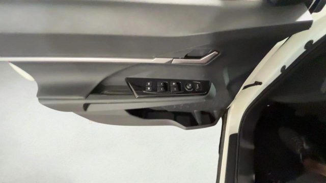 KGM Torres usata, con USB