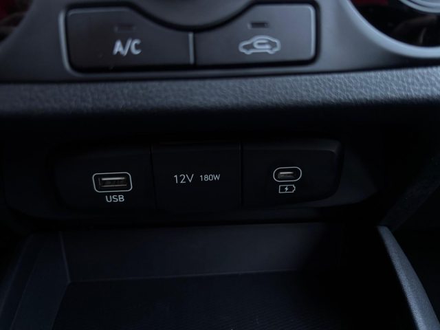 HYUNDAI i10 usata, con Climatizzatore