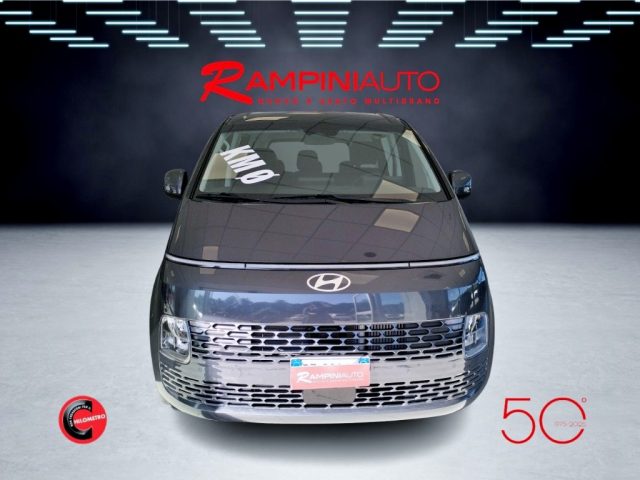 HYUNDAI Staria usata 2