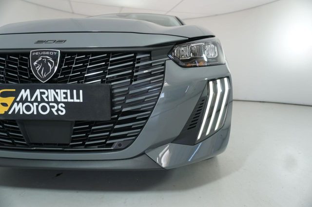 PEUGEOT 208 usata, con Volante in pelle