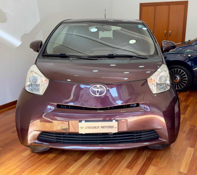 TOYOTA iQ usata, con Airbag laterali