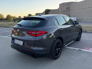 ALFA ROMEO Stelvio usata, con Airbag testa