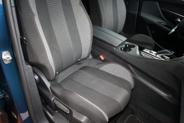 PEUGEOT 3008 usata, con Controllo elettronico della corsia