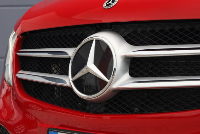 MERCEDES-BENZ Vito usata, con Climatizzatore automatico, 2 zone