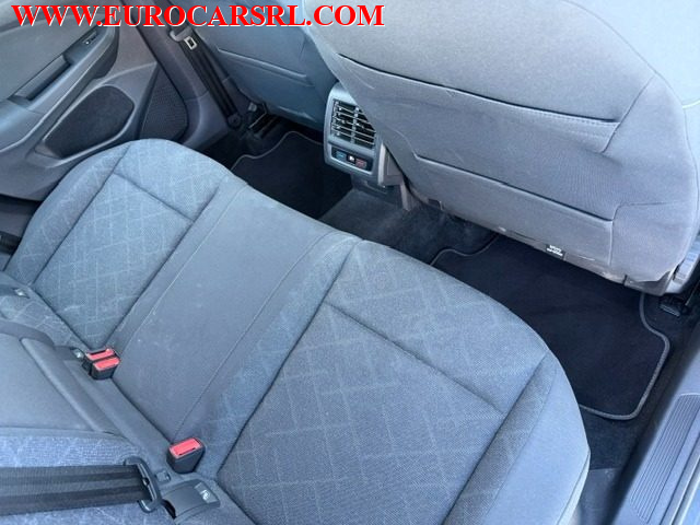 VOLKSWAGEN Golf usata, con Bluetooth