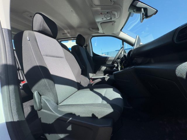 TOYOTA Proace City usata, con Fendinebbia