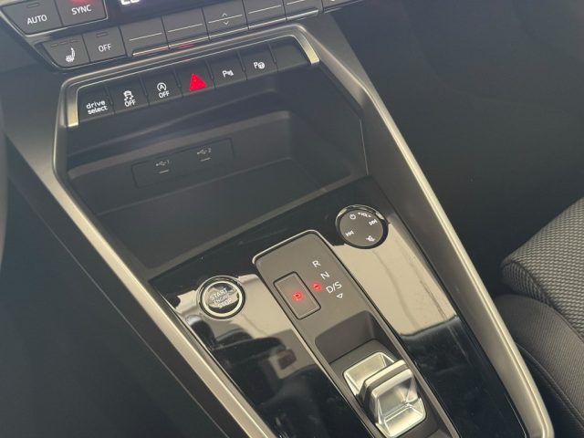 AUDI A3 usata, con Sensori di parcheggio posteriori