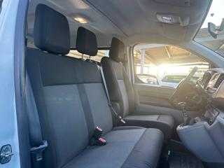 OPEL Vivaro Life usata 26