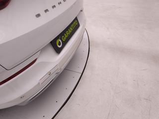 OPEL Grandland usata, con Sensori di parcheggio posteriori