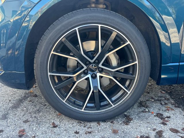 AUDI Q8 usata, con Autoradio