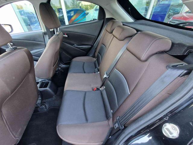 MAZDA 2 usata, con Volante in pelle