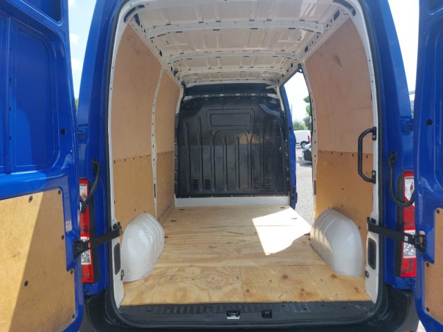 RENAULT Master usata, con Bracciolo