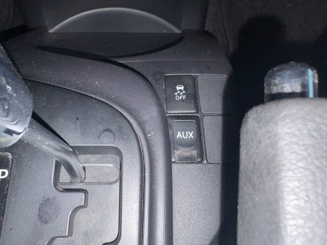 TOYOTA iQ usata, con Ruotino