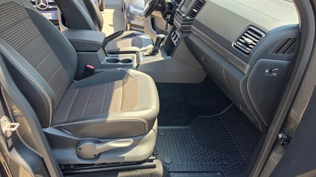 VOLKSWAGEN Amarok usata, con Boardcomputer