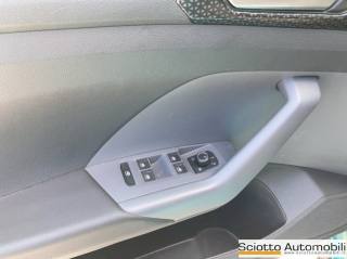 VOLKSWAGEN T-Cross usata, con ESP