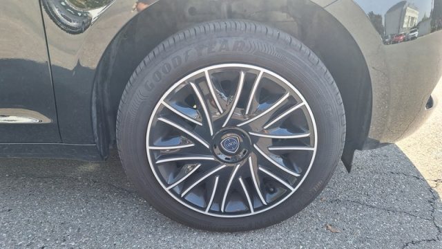 LANCIA Ypsilon usata, con Chiusura centralizzata