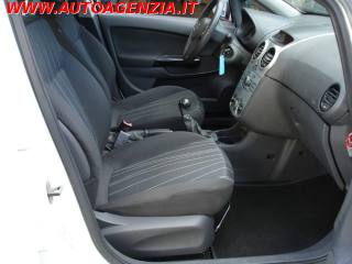 OPEL Corsa usata 9