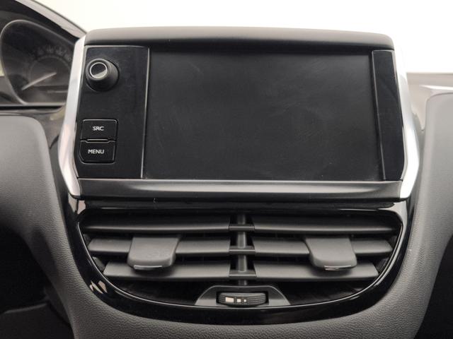 PEUGEOT 208 usata, con Touch screen