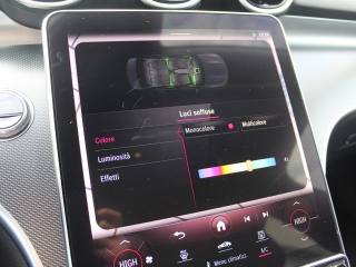 MERCEDES-BENZ C 200 usata, con Sensori di parcheggio anteriori
