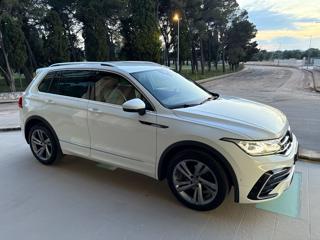 VOLKSWAGEN Tiguan usata, con Airbag laterali