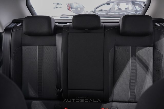 VOLKSWAGEN T-Roc usata, con Controllo elettronico della corsia