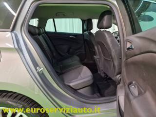 OPEL Astra usata, con Bluetooth